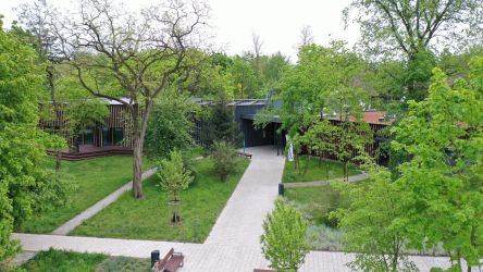 Centrum Edukacji Ekologicznej w lesie Młociny
Centrum Edukacji Ekologicznej to nowoczesny obiekt…